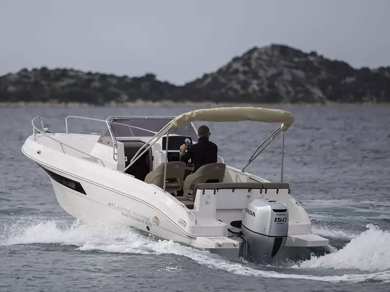 Atlantic Marine 630 Sun Cruiser