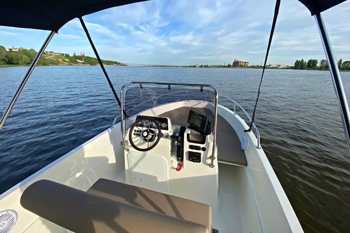 atlantic_marine_490_open_gallery_1