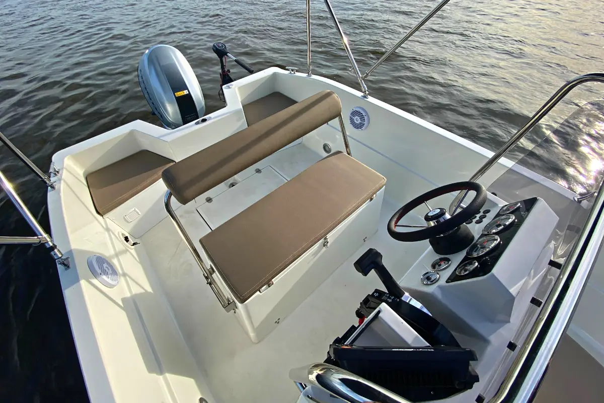 atlantic_marine_490_open_gallery_3