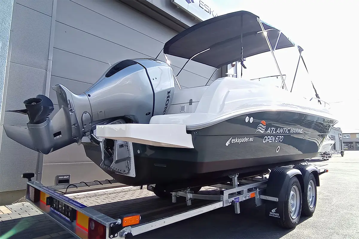atlantic_marine_670_open_gallery_secondary_4
