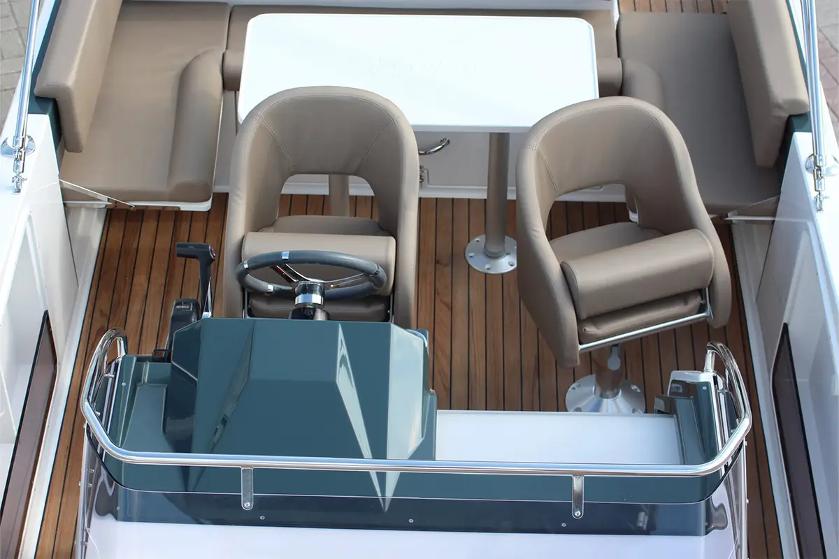 atlantic_marine_750_open_gallery_main_1