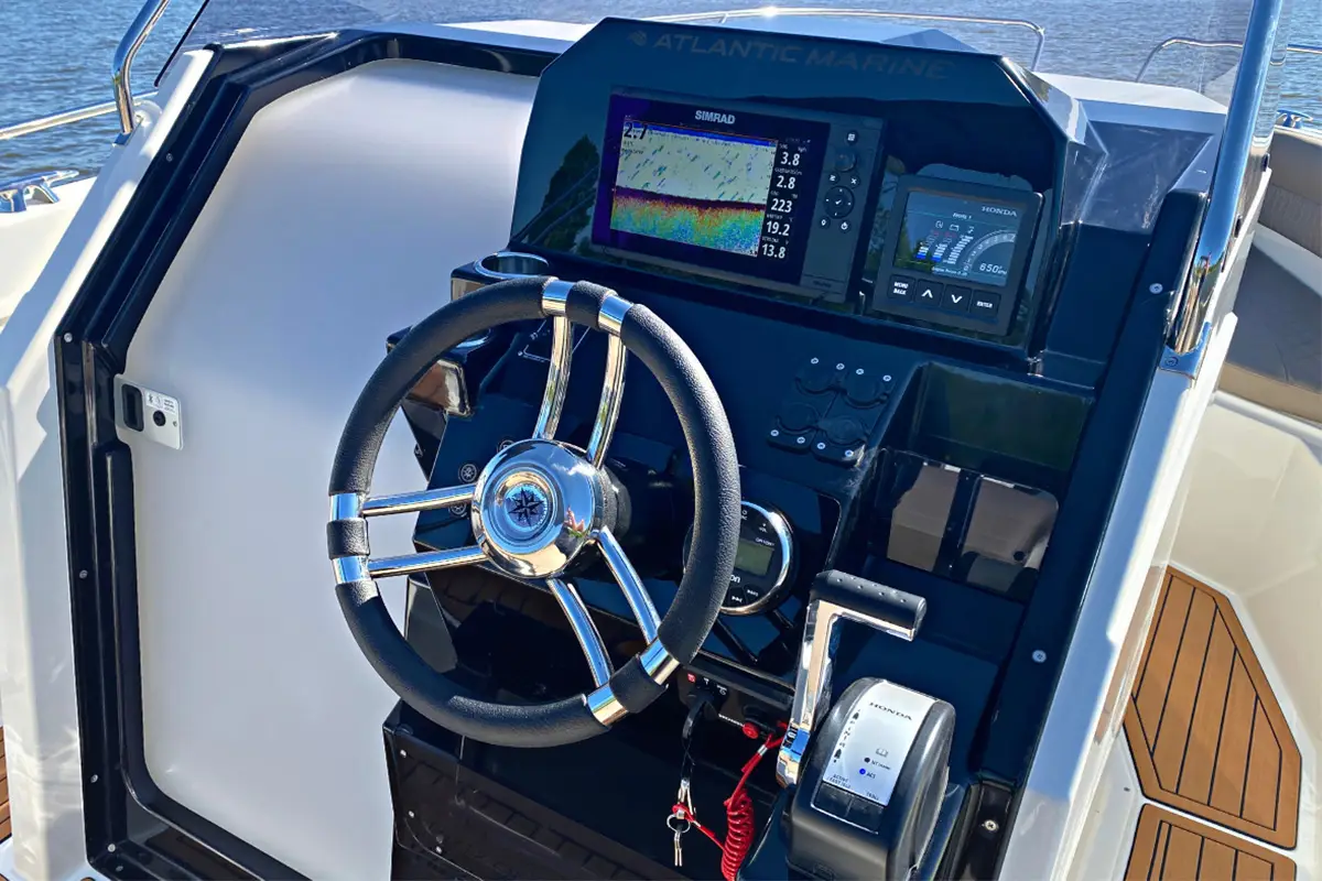 atlantic_marine_750_open_gallery_main_3